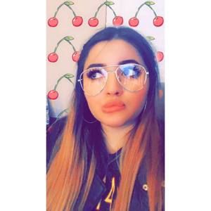 Meet your Posher, Damaris